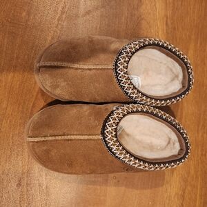 ✨️💕UGG Tasman Slippers Toddler Size 11